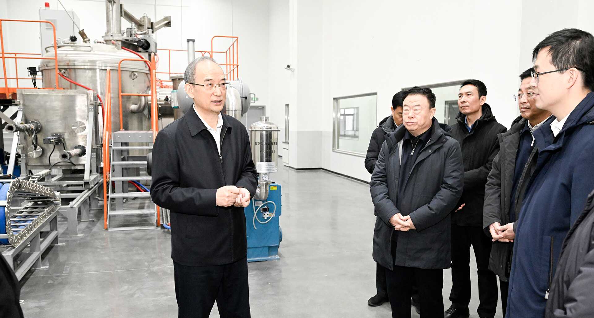 黄强到吉林省氢能产业综合研究院调研